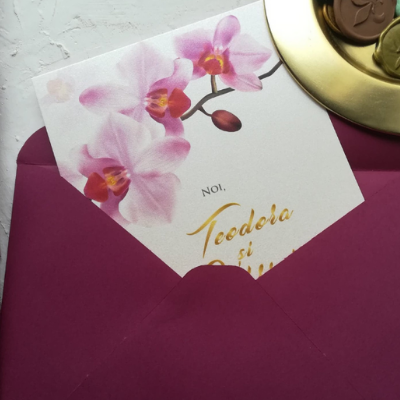 Invitatie de nunta cu orhidee si sigiliu auriu 1
